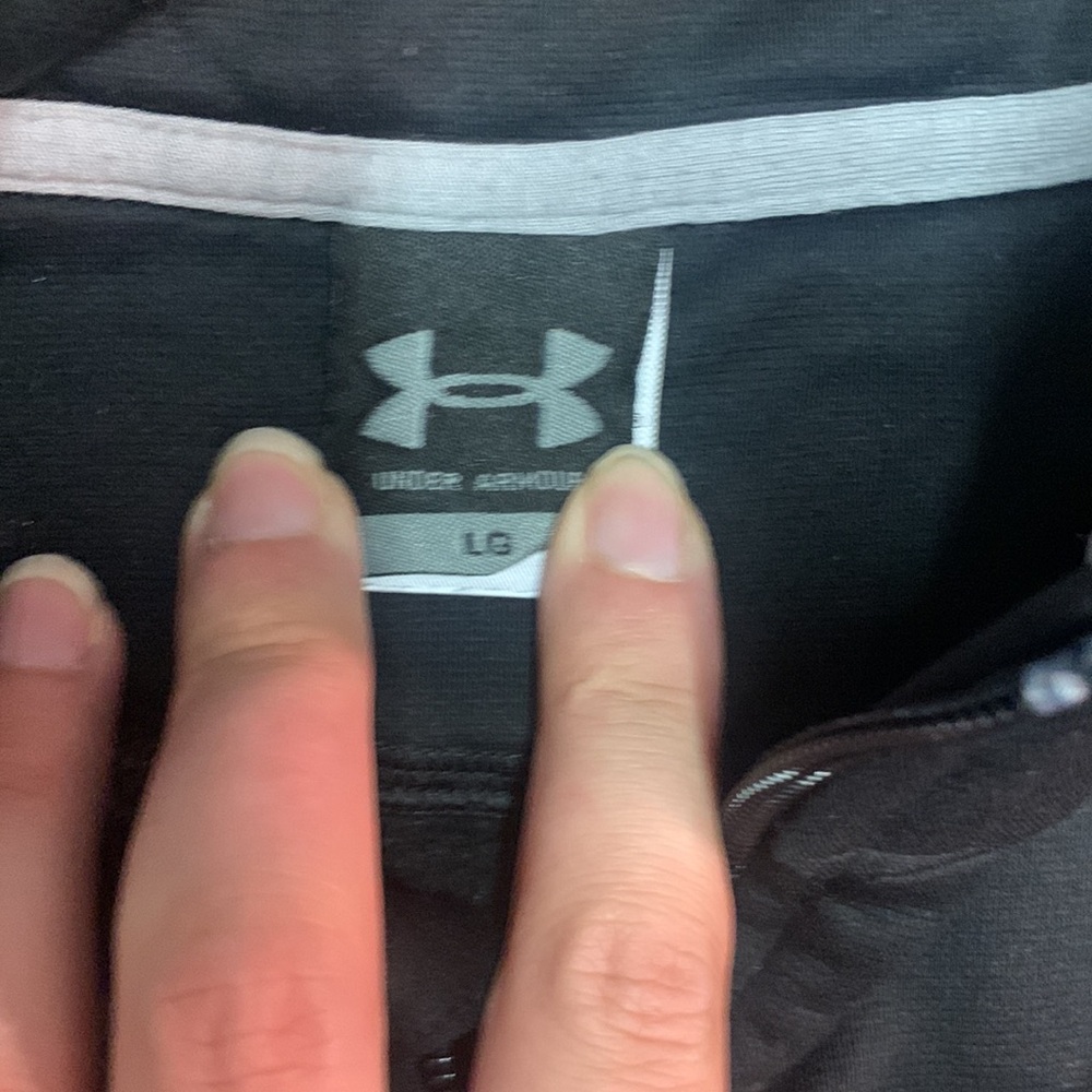 Under armour sweatshirt - Picture 3 of 3